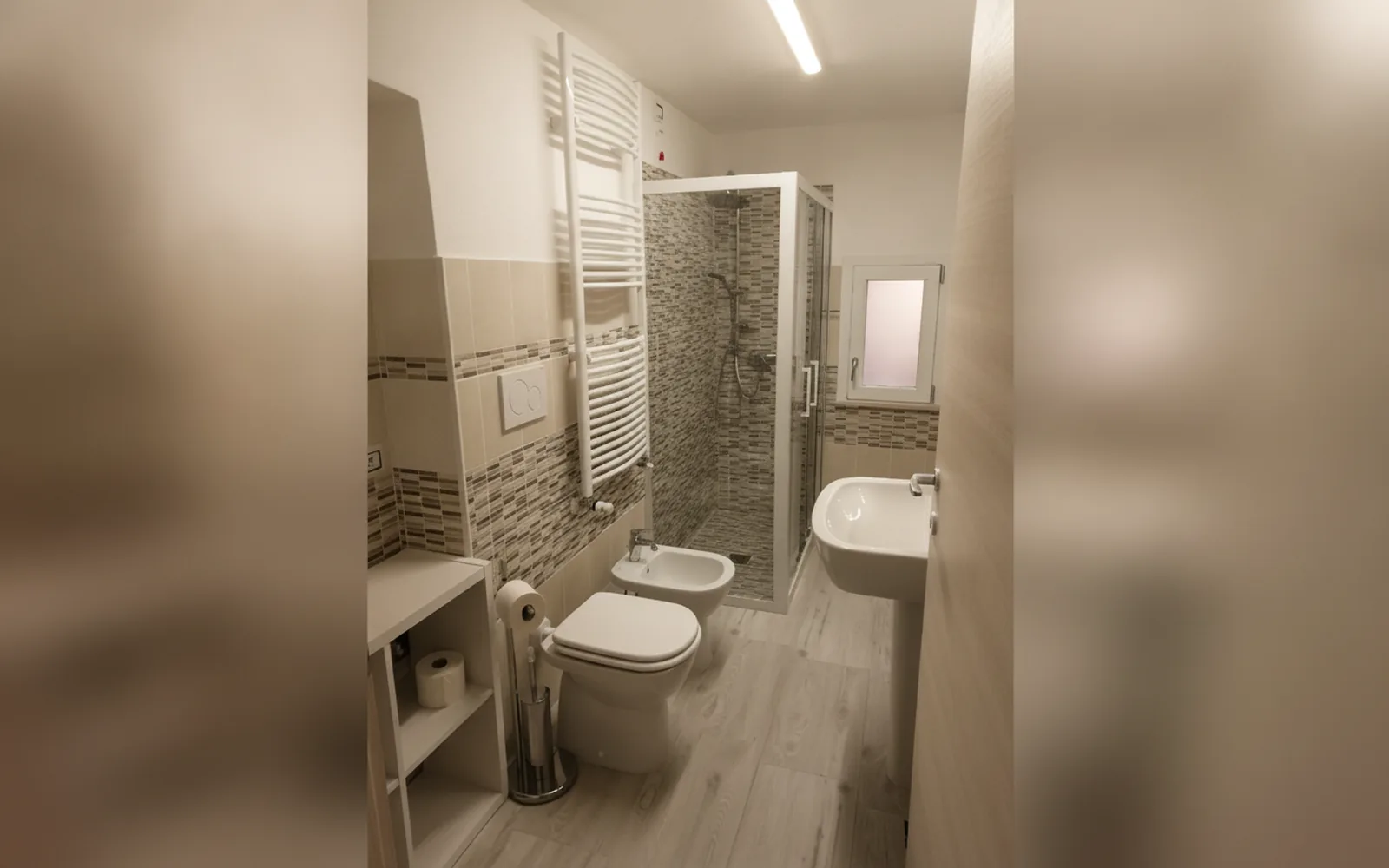 Camera con bagno privato — Casa Mia, Verona (foto 38)